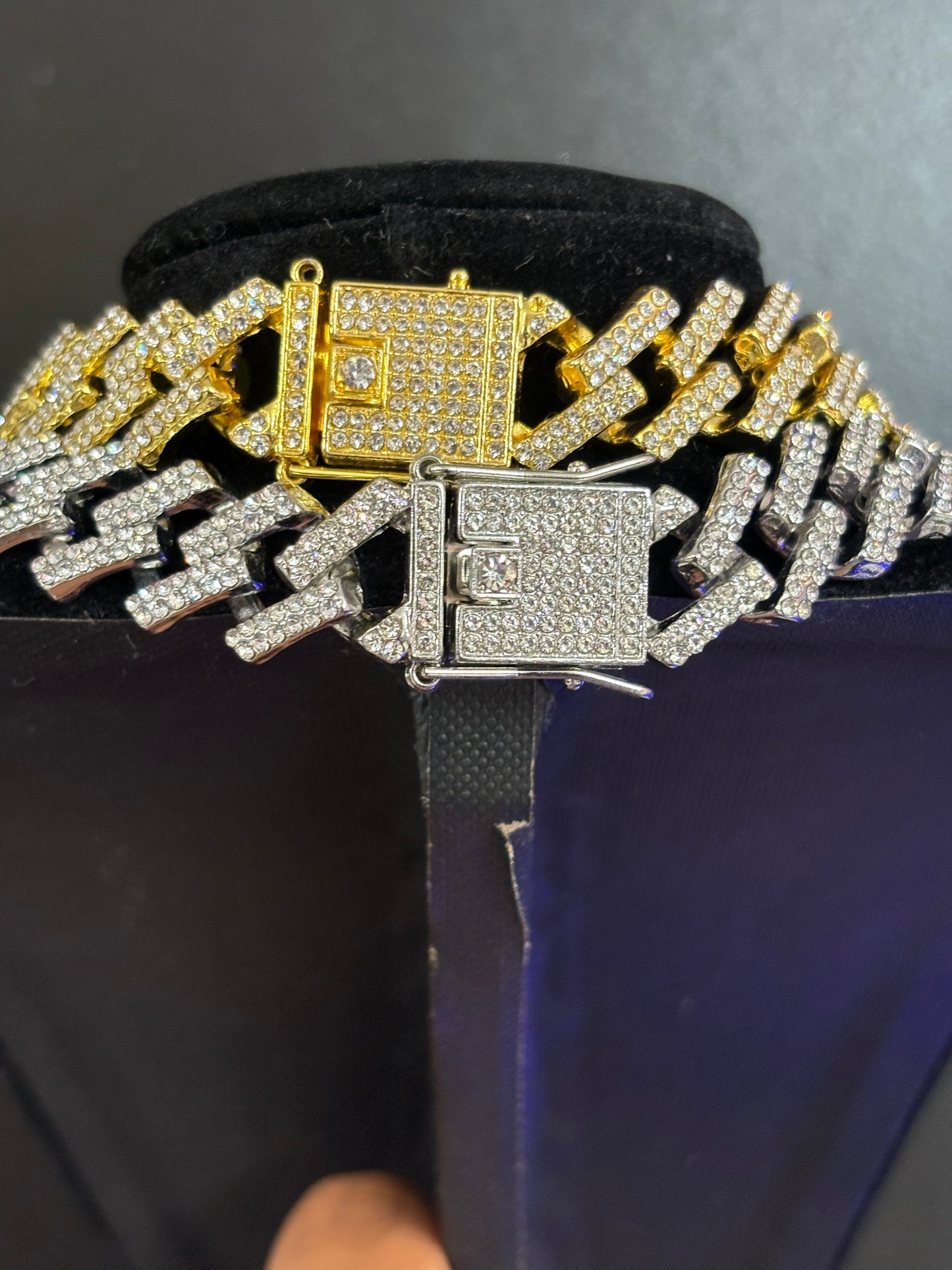 ICED LINK CHAIN
